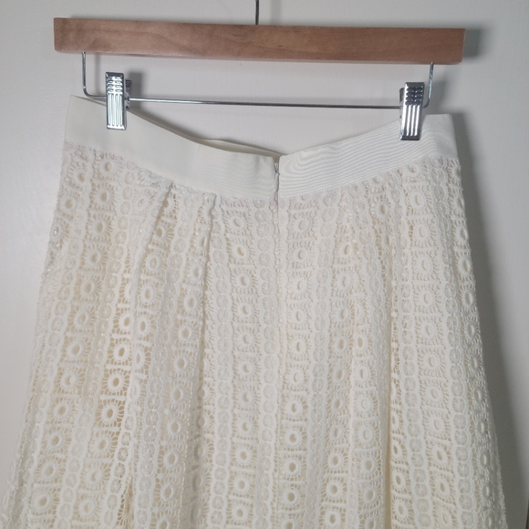 Boden Althea White Lace Midi Skirt | Chic Boho Style | Size 6 | Elegant Details - Picture 8 of 9